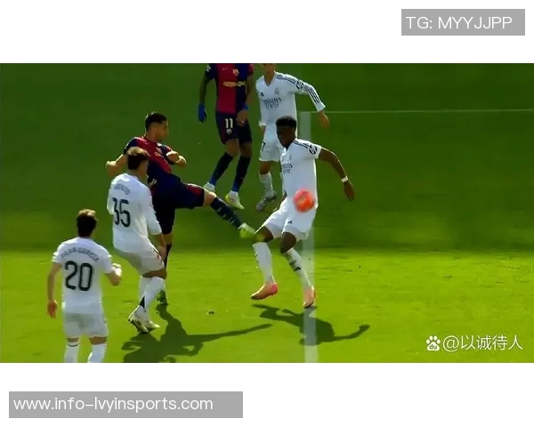 足球激凸引发的热潮与争议探讨球迷文化与赛事影响力的深度分析